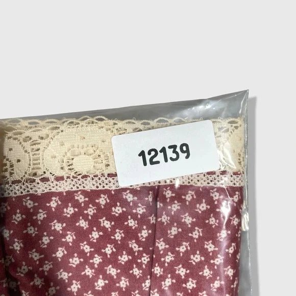 JCPenney Window Valance Home OS Burgundy Floral Cottagecore Lace Trim Vintage - Picture 8 of 9